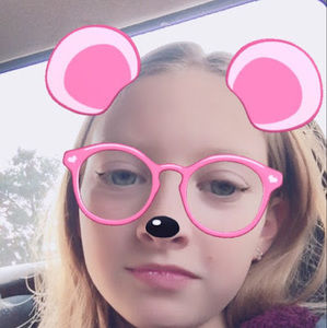 Meet your Posher, Kara